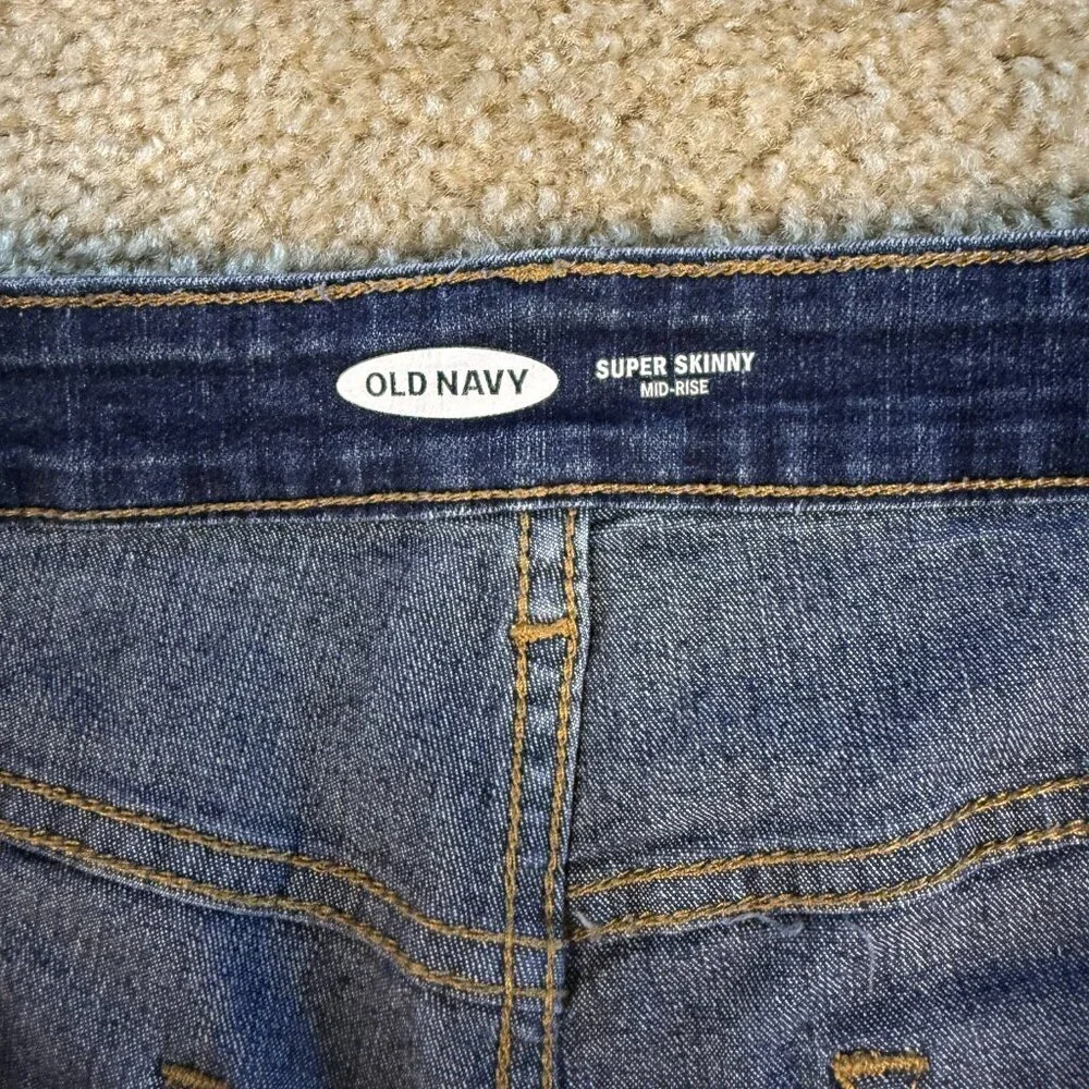 Old Navy Women's Size 14 Super Skinny Mid-Rise Blue Jeans Stretch Casual F587